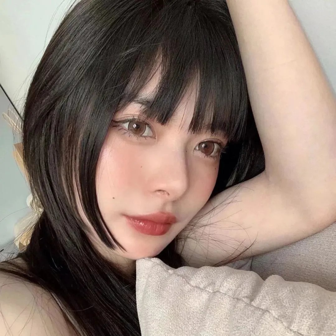 小孩好黑